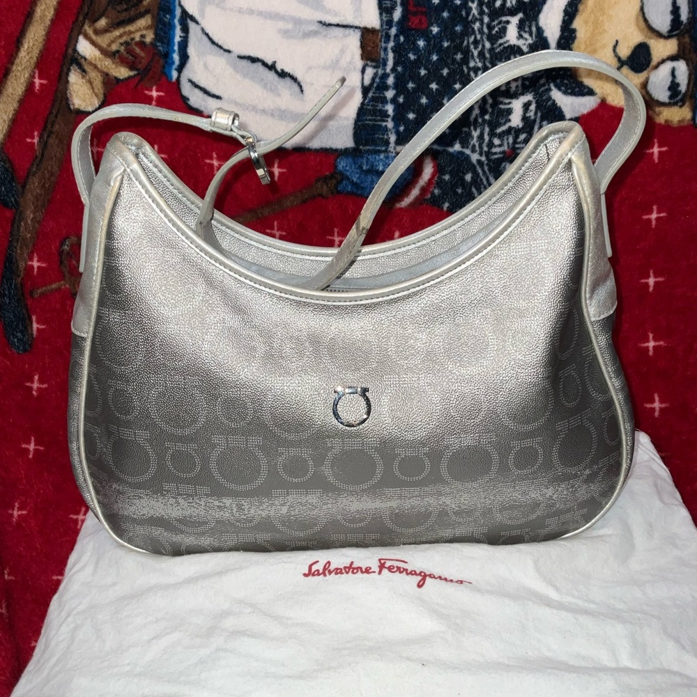 Salvatore Ferragamo Gancini Shoulder or hobo Bag.
